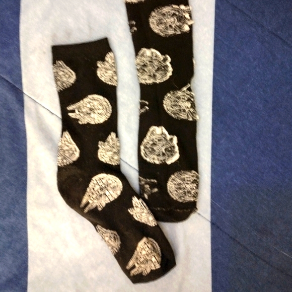 *STAR WARS* Millennium Falcon socks - Picture 2 of 4